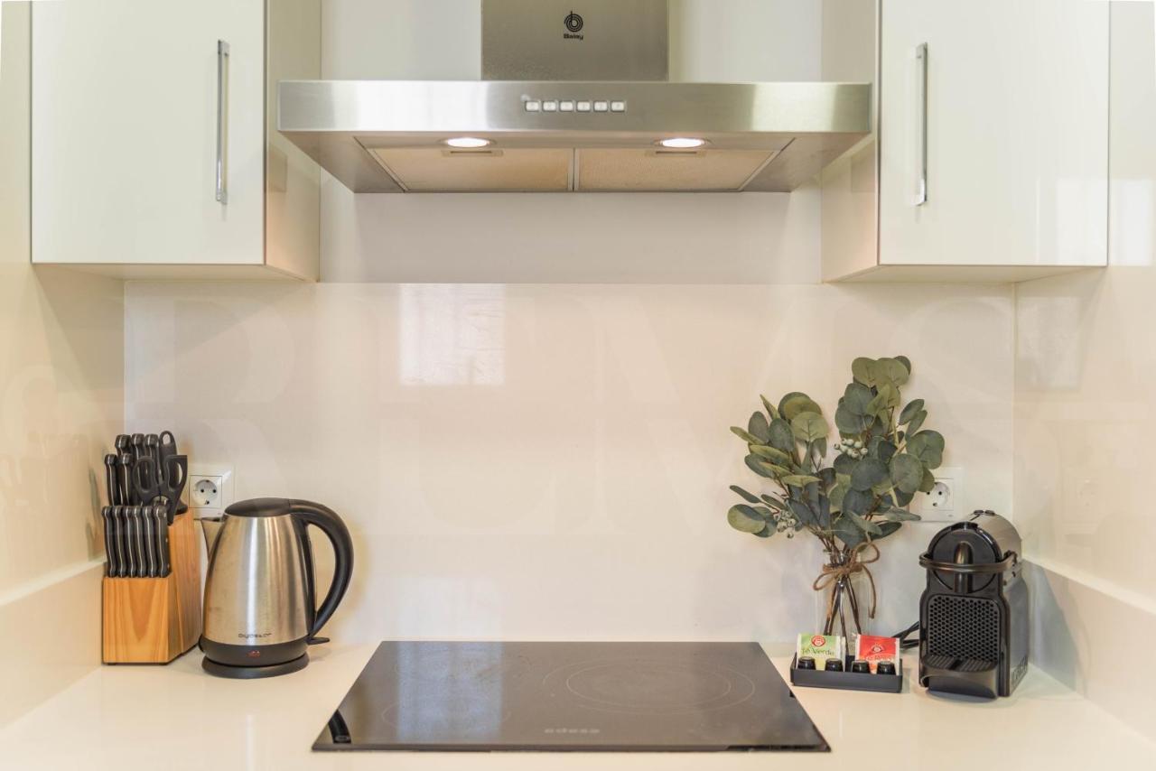 Sunny & Modern Apartment - Center By Rems Malaga Bagian luar foto