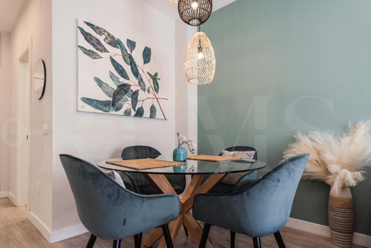 Sunny & Modern Apartment - Center By Rems Malaga Bagian luar foto