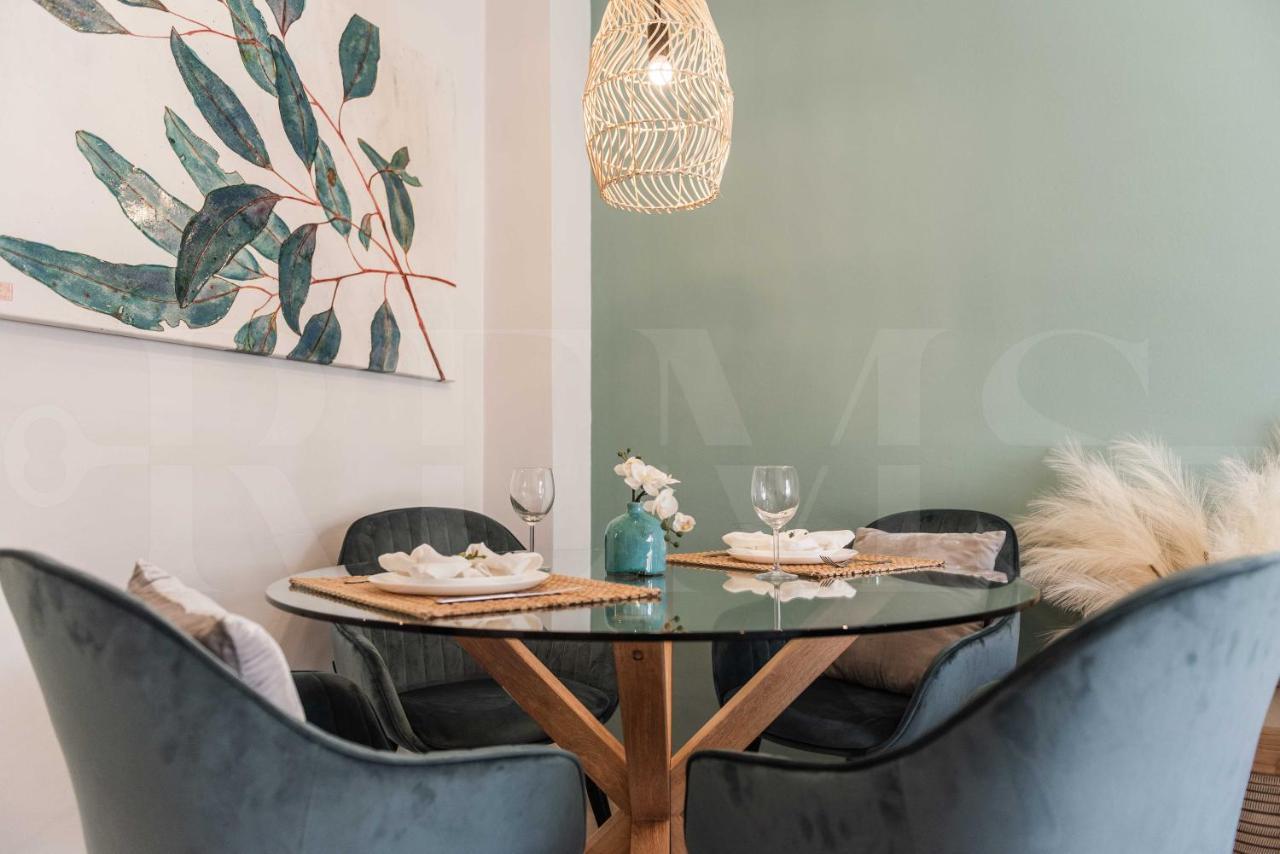 Sunny & Modern Apartment - Center By Rems Malaga Bagian luar foto